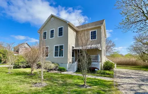 637 4th Ave, West Cape May, NJ 08204