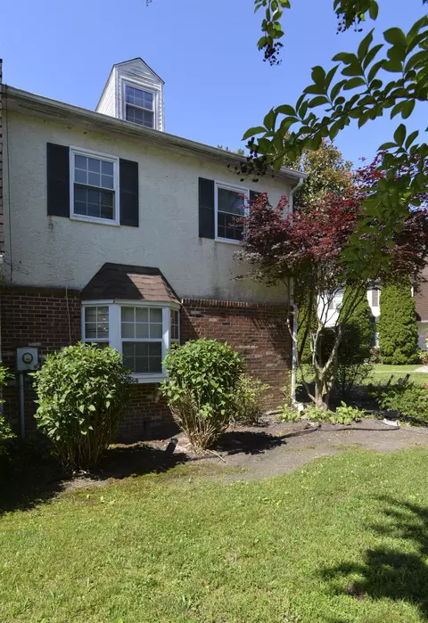5006 Laydon Ct, Mays Landing, NJ 08330
