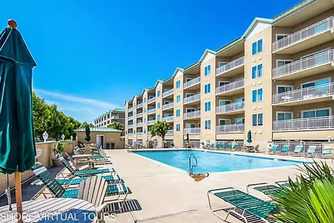 301 E Rochester Ave #307, Wildwood Crest, NJ 08260