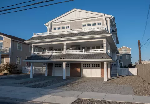 211 26th St #211, Avalon, NJ 08202