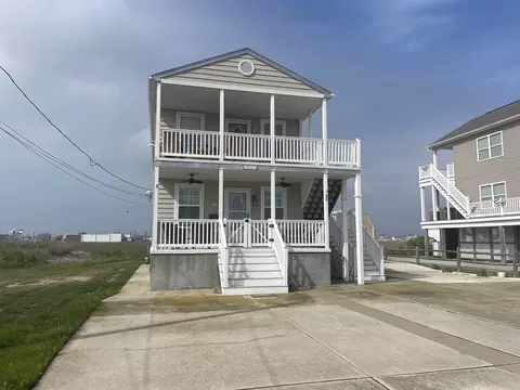 400 W 19th Ave #B TOP ., North Wildwood, NJ 08260