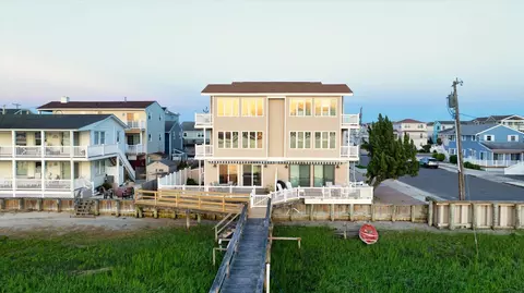 215 91st St #N (REAR), Sea Isle City, NJ 08243