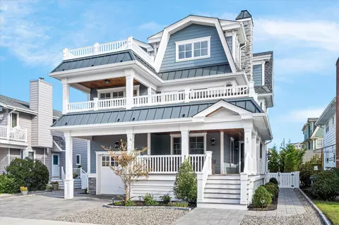 Exterior - 43 E 26th St, Avalon, NJ 08202 photo 11 of 11