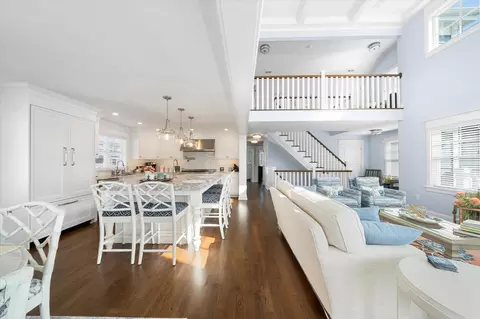 Entry Way - 43 E 26th St, Avalon, NJ 08202 photo 1 of 1