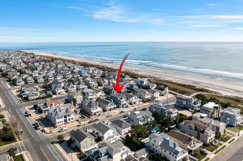 View/Area - 43 E 26th St, Avalon, NJ 08202 photo 3 of 4