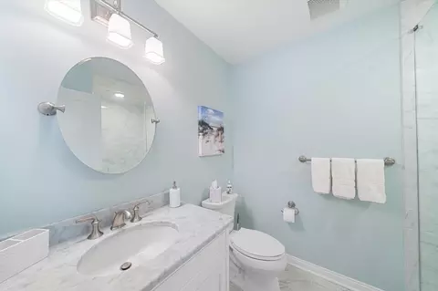 Bath - 43 E 26th St, Avalon, NJ 08202 photo 1 of 7