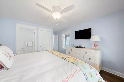 Bedroom - 43 E 26th St, Avalon, NJ 08202 photo 1 of 9