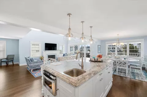 Kitchen - 43 E 26th St, Avalon, NJ 08202 photo 2 of 7
