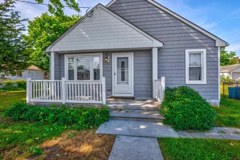 420 E Jacksonville Ave, Villas, NJ 08251