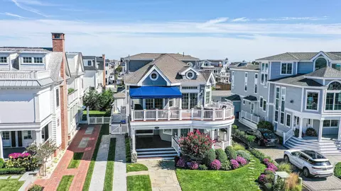 65 E 17th St, Avalon, NJ 08202 photo 2