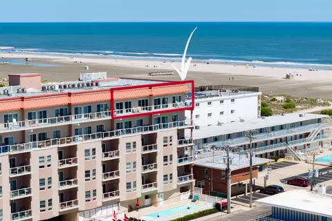 501 E Stockton Rd #503, Wildwood Crest, NJ 08260
