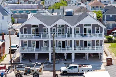 146 E Spencer Ave #203, Wildwood, NJ 08260