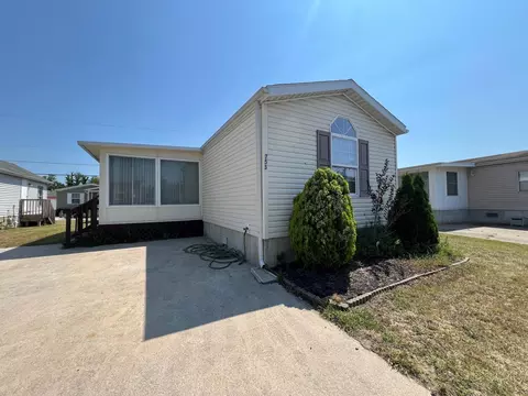 753 Lillypond Dr #CAPE MEADOWS, Erma, NJ 08204