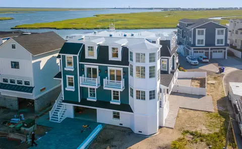 805 21st St #805, Avalon, NJ 08202