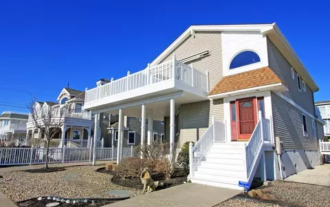 281 71st St, Avalon, NJ 08202