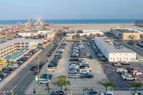 3702 Ocean Ave, Wildwood, NJ 08260