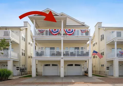 206 E Garfield Ave #200/TOP, Wildwood, NJ 08260