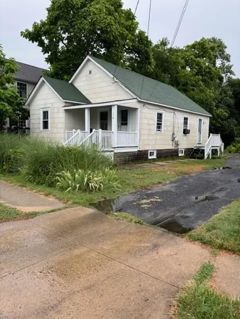 114 W Pacific Ave, Cape May Court House, NJ 08210