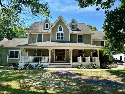 4 Hawks Ridge Ln, Cape May Court House, NJ 08210
