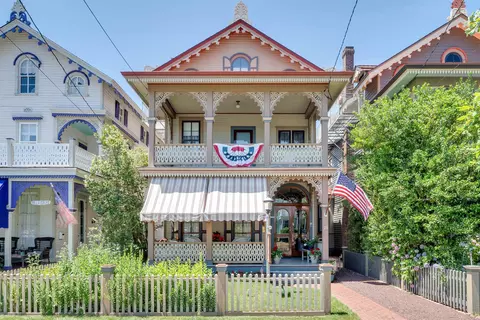 28 Gurney St, Cape May, NJ 08204