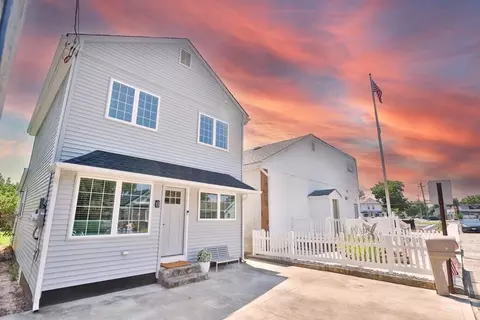 8 E Delaware Pkwy, Villas, NJ 08251