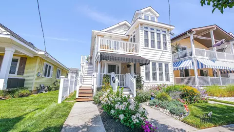 112 Wesley Ave #1, Ocean City, NJ 08226