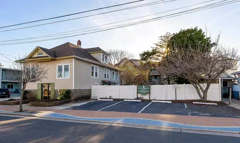 118 E Rio Grande Ave, Wildwood, NJ 08260