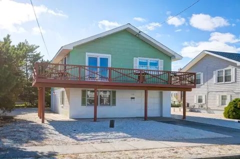 238 68th St, Avalon, NJ 08202