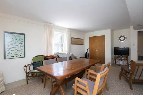 Dining - 238 68th St, Avalon, NJ 08202 photo 3 of 3