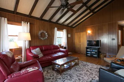 Living - 238 68th St, Avalon, NJ 08202 photo 2 of 4