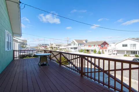 Exterior - 238 68th St, Avalon, NJ 08202 photo 2 of 4
