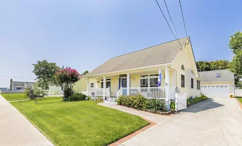 712 Arctic Ave, North Cape May, NJ 08204