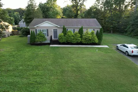 972 Tecumseh Rd, Erma, NJ 08204