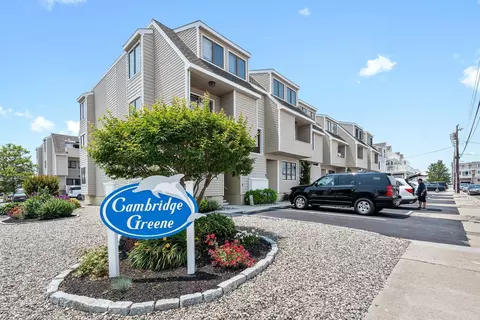 300 79th St #B6, Avalon, NJ 08202