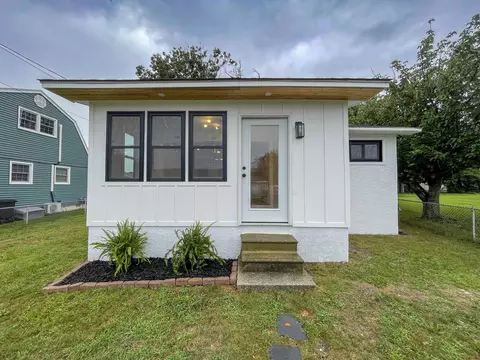 218 W Drumbed Rd, Villas, NJ 08204