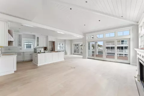 225 7th St, Avalon, NJ 08202 photo 5
