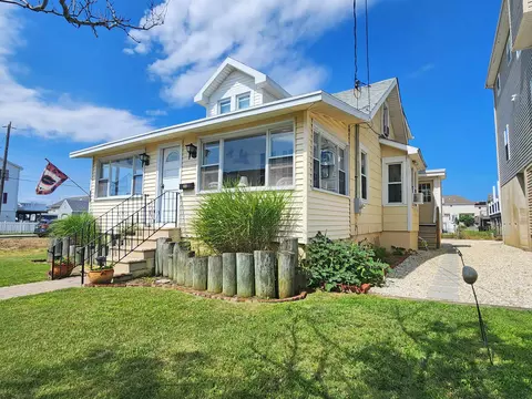 633 W Glenwood, West Wildwood, NJ 08260