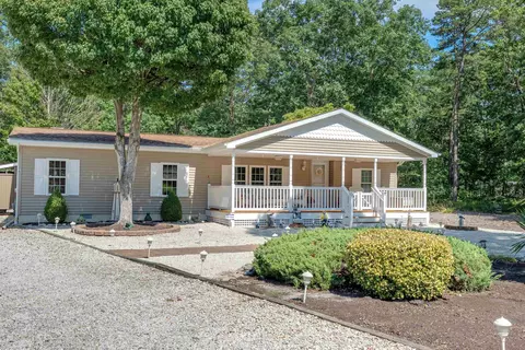 6 Timothy Ln, Dennis, NJ 08210