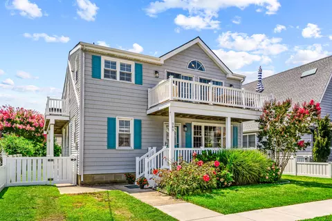 389 95th St, Stone Harbor, NJ 08247