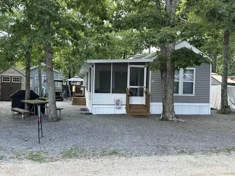 515 Corson Tavern Rd #F-55, Ocean View, NJ 08230