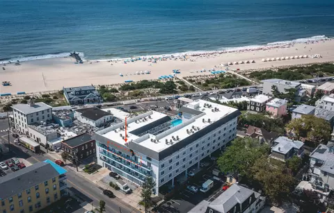 9 Jackson St #409/410, Cape May, NJ 08204