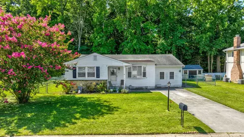 118 Pontaxit Ave, North Cape May, NJ 08204