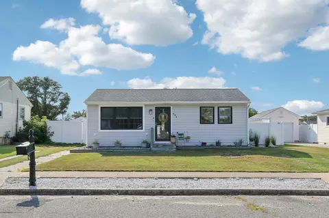 606 Adriatic Ave, North Cape May, NJ 08204
