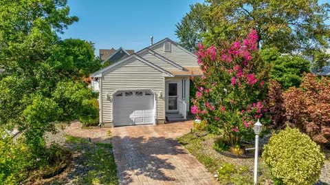 1141 Delaware Ave, Cape May, NJ 08204