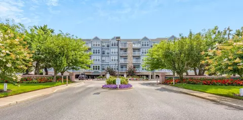 9907 Seapointe Blvd #208, Wildwood Crest, NJ 08260