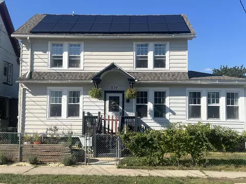 604 E Pine St, Millville, NJ 08332
