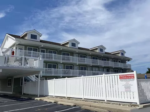 1100 New Jersey Ave #204, North Wildwood, NJ 08260