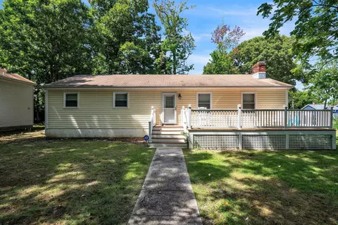 614 E Jacksonville Ave, Villas, NJ 08051