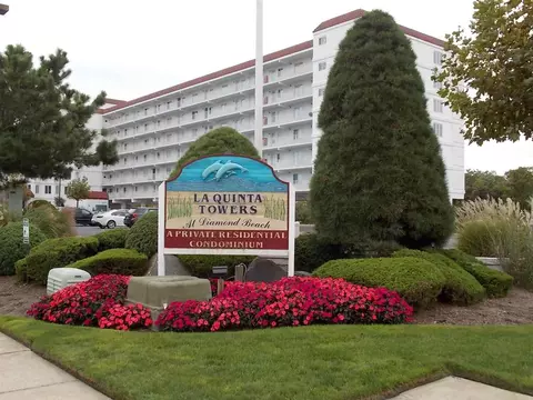 300 E Raleigh Ave #512, Wildwood Crest, NJ 08260