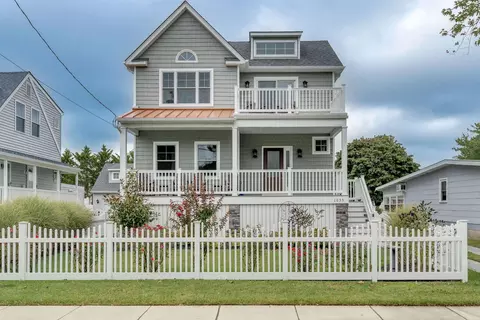 1035 Idaho Ave, Cape May, NJ 08204